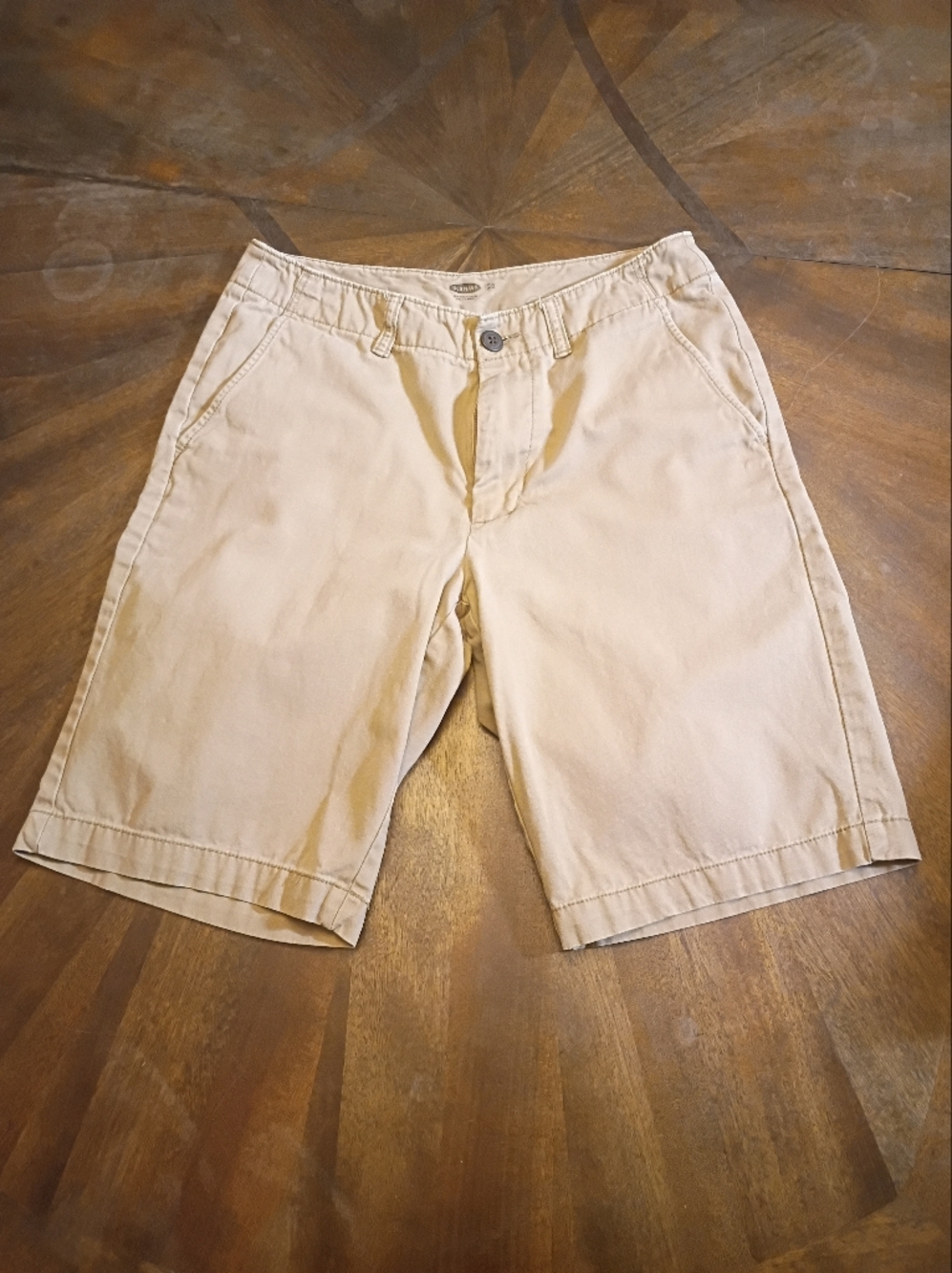 Old Navy Khaki Flat Front Chino Shorts Men’s Size 28 Beige Casual Cotton